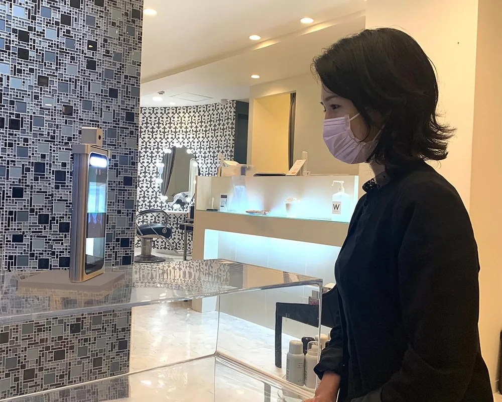 非接触で検温もセキュリティ対策も!工事の入退館管理システムとは